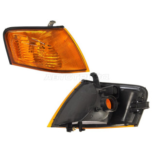 Габарит NISSAN AD/WINGROAD 99-05/MAZDA FAMILIA 99-08 прав желтый SAT